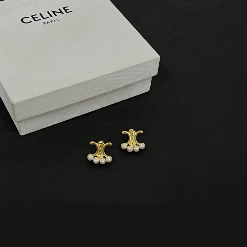 Ce**e earrings